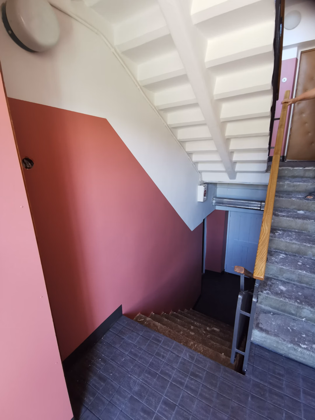 Korteriühistute trepikojad ( paljude erinevate majade trepikojad) — foto 22