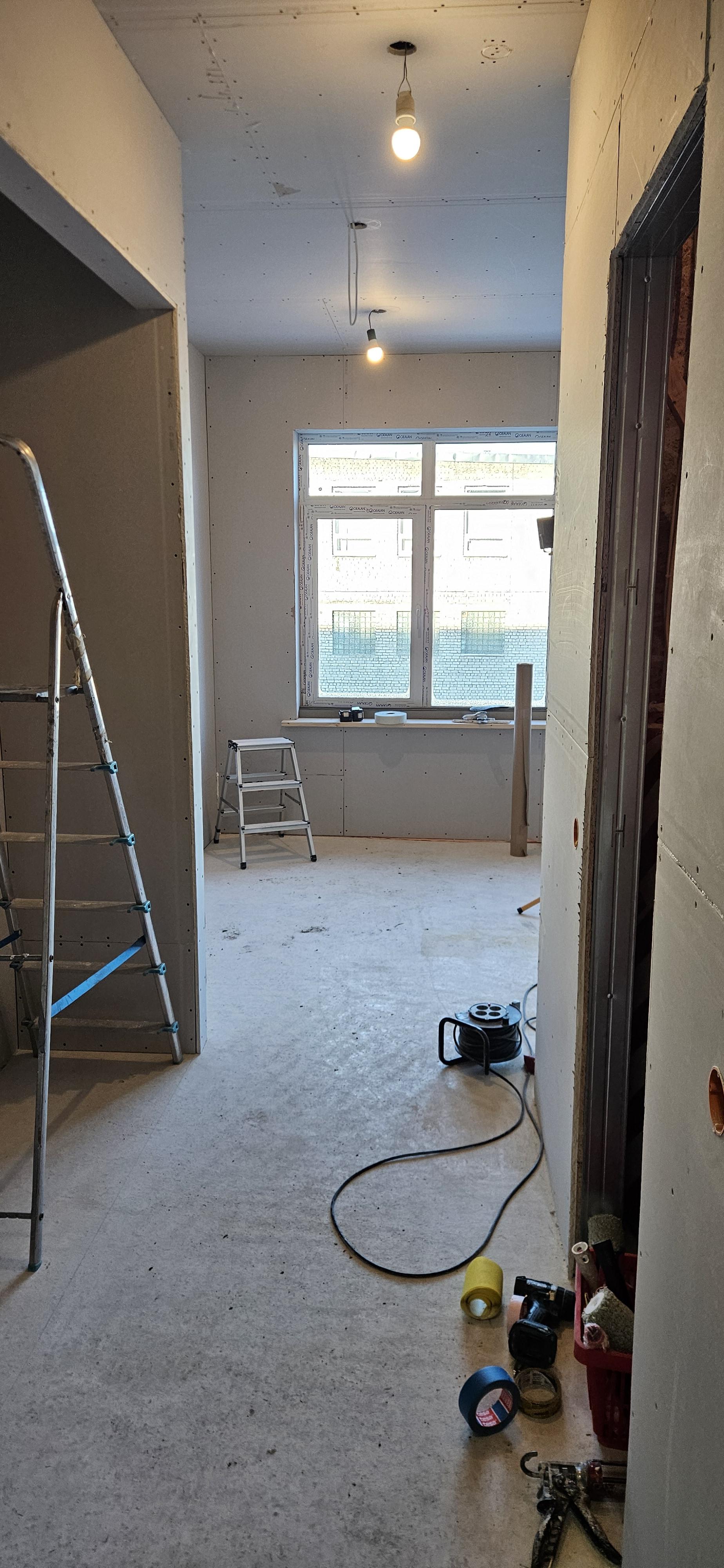 Teine pilt — 30m2 korteri maalritöö
