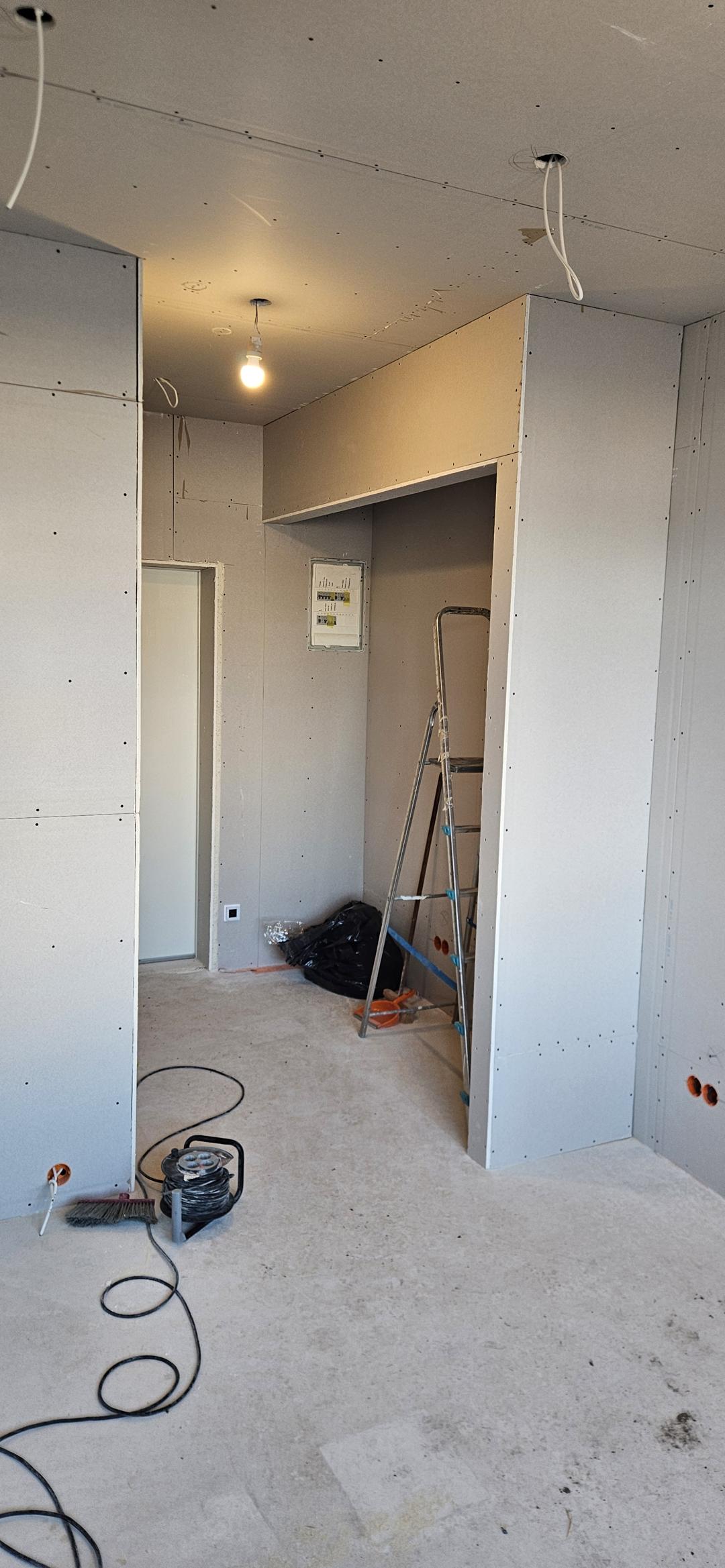 30m2 korteri maalritöö — foto 2